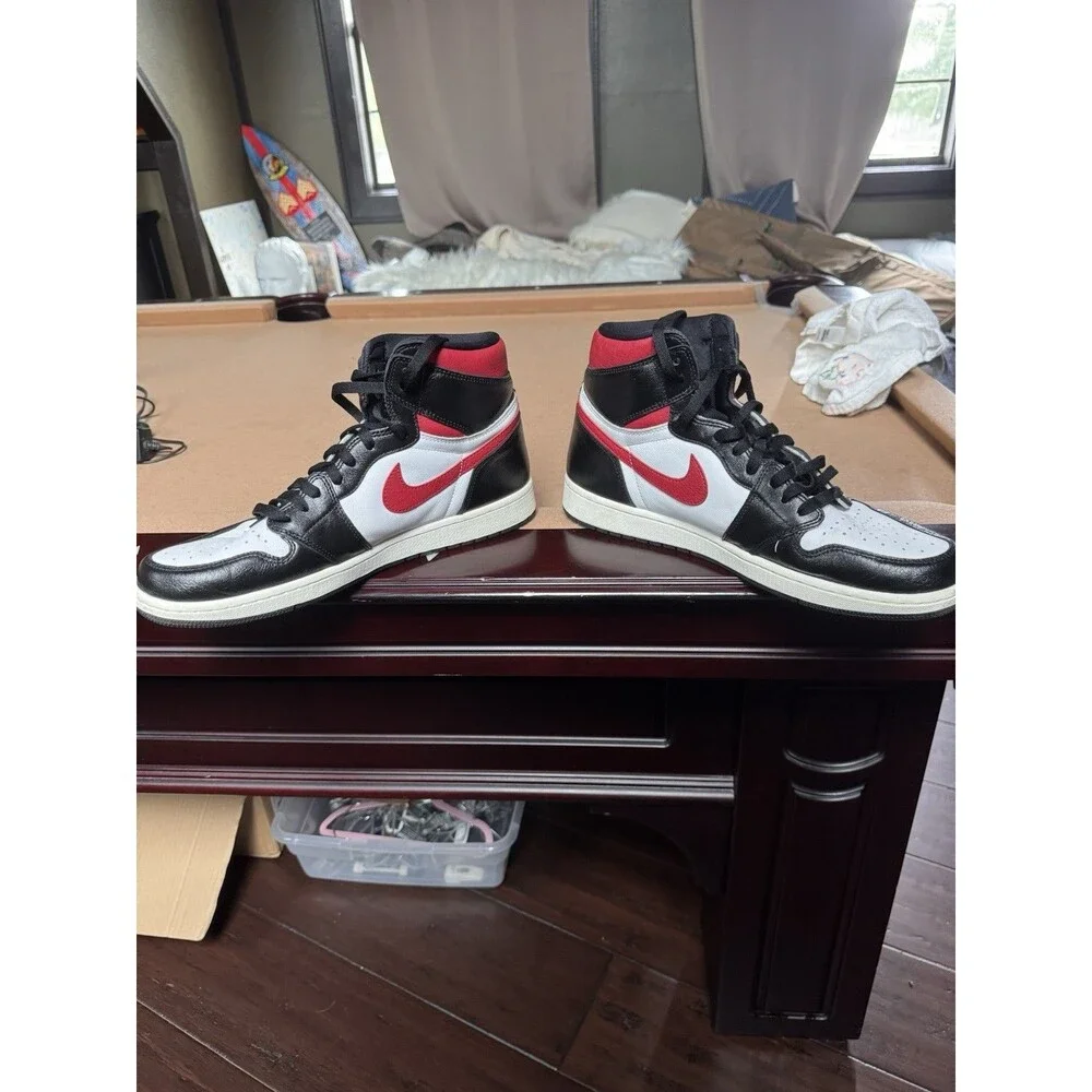 Nike Air Jordan 1 High OG 